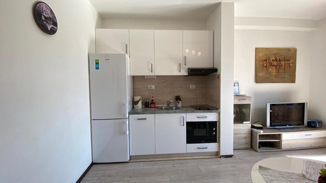 Karina Apartment Budva Buitenkant foto