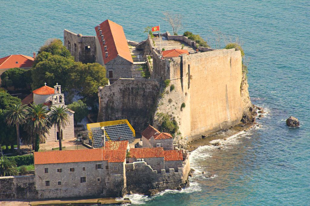 Karina Apartment Budva Buitenkant foto