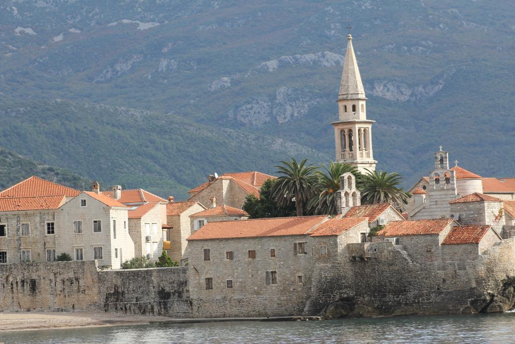 Karina Apartment Budva Buitenkant foto